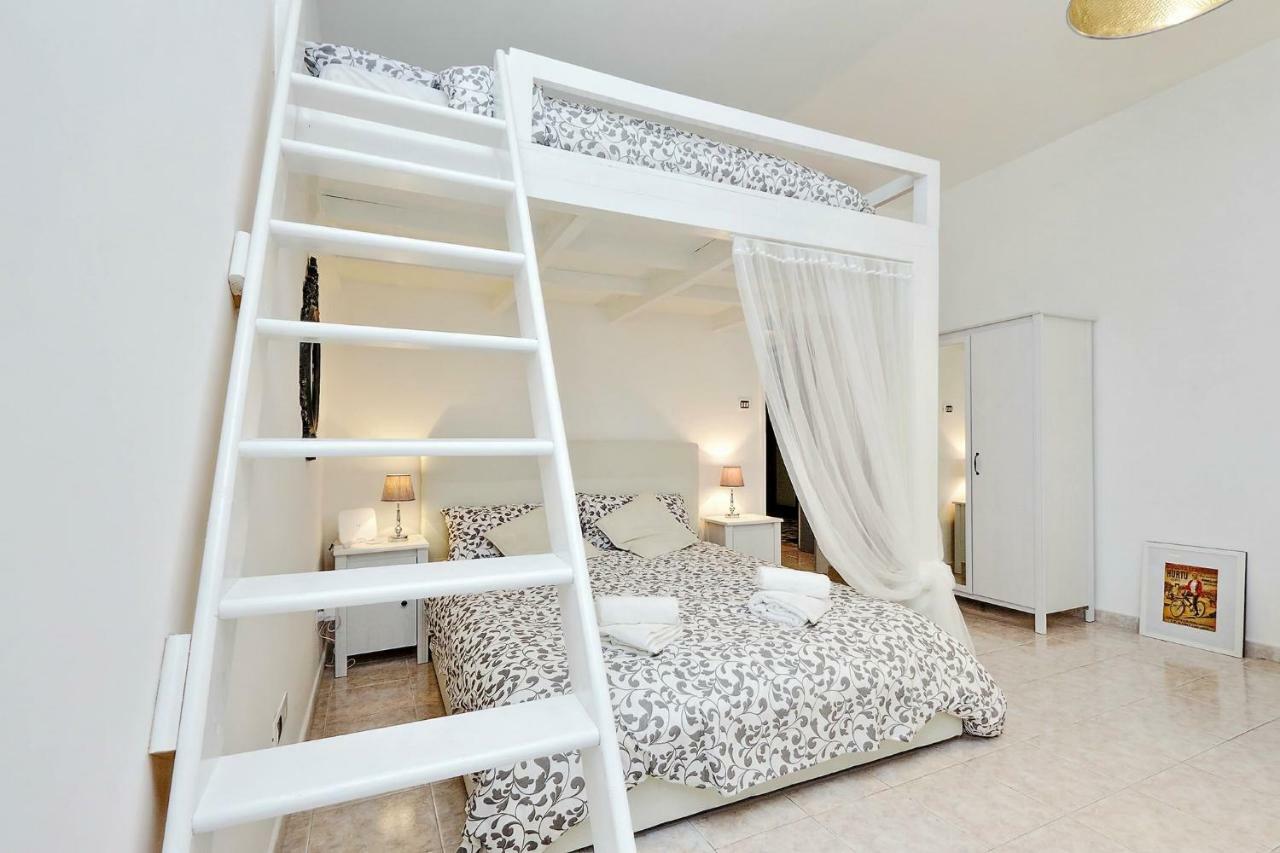 Bbhome Trastevere Station White Chic Apartment 로마 외부 사진